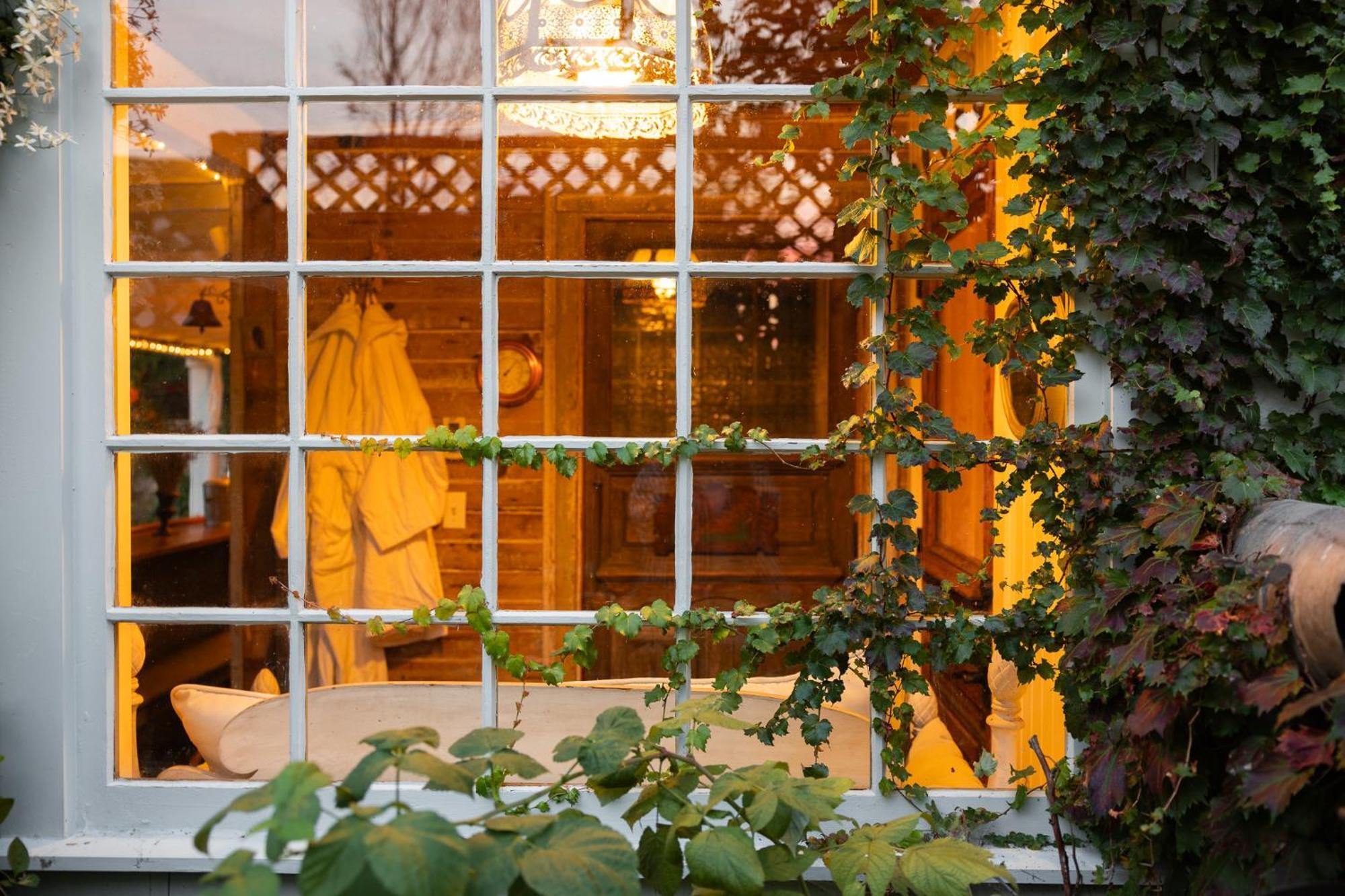 Palazzo Hudson - Luxury Pool, Hot Tub, And Sauna Екстериор снимка